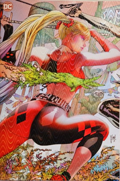 Gotham City Sirens Vol. 2 #2 – Guillem March Connecting Prismatic Gloss Variant (DC, 2024)