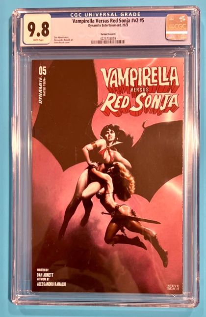 Vampirella vs. Red Sonja #5 – Steve Beach Cover (Dynamite Entertainment, 2023) CGC 9.8